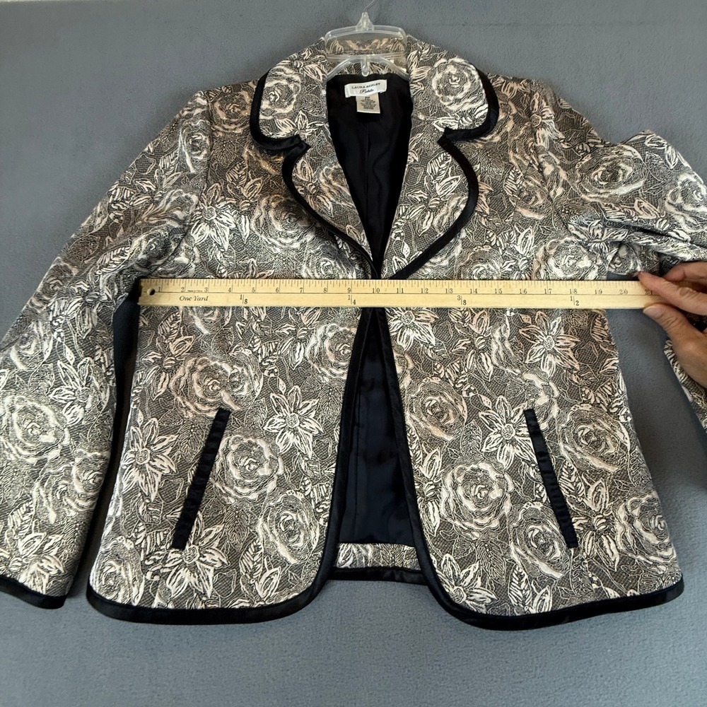 Laura Ashley Petite Blazer PM Metallic Floral Brocade Satin Trim Evening Jacket - Picture 10 of 13